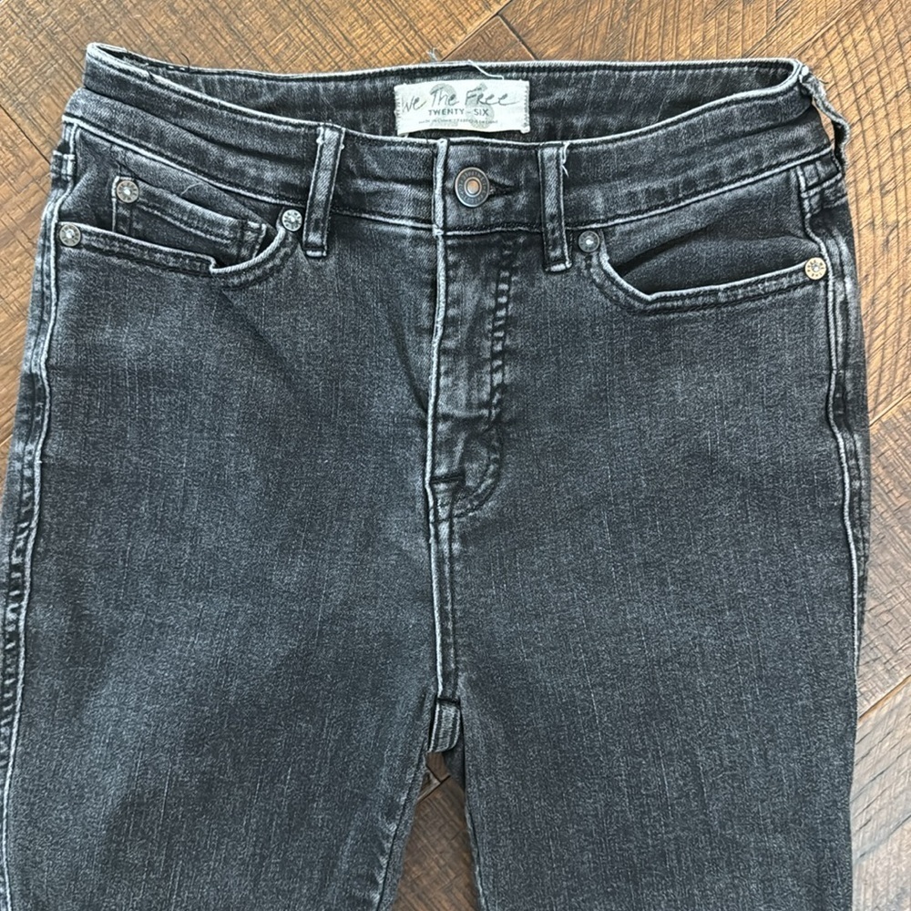 We The Free Black Distressed Skinny Jeans - Picture 2 of 7